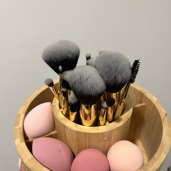 Makeup brush set